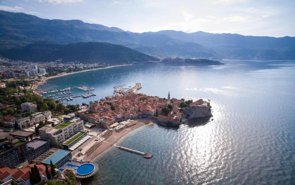 Paradise Budva Exterior photo
